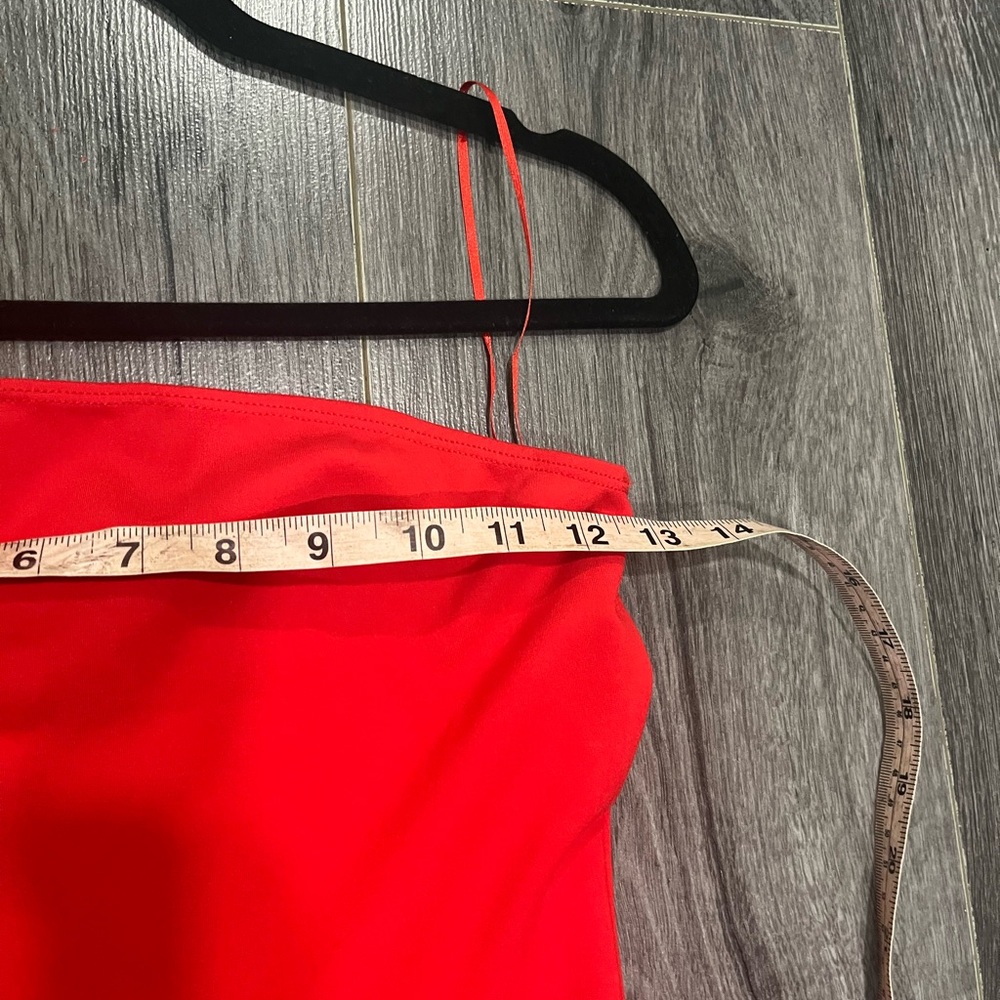 Women’s Tube Knit Maxi Dress     Red Geranium.  XS. - Picture 7 of 8